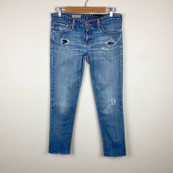 AG ‘The Stilt’ Cigarette Skinny Lightly Distressed Ankle Jean - Picture 2 of 8